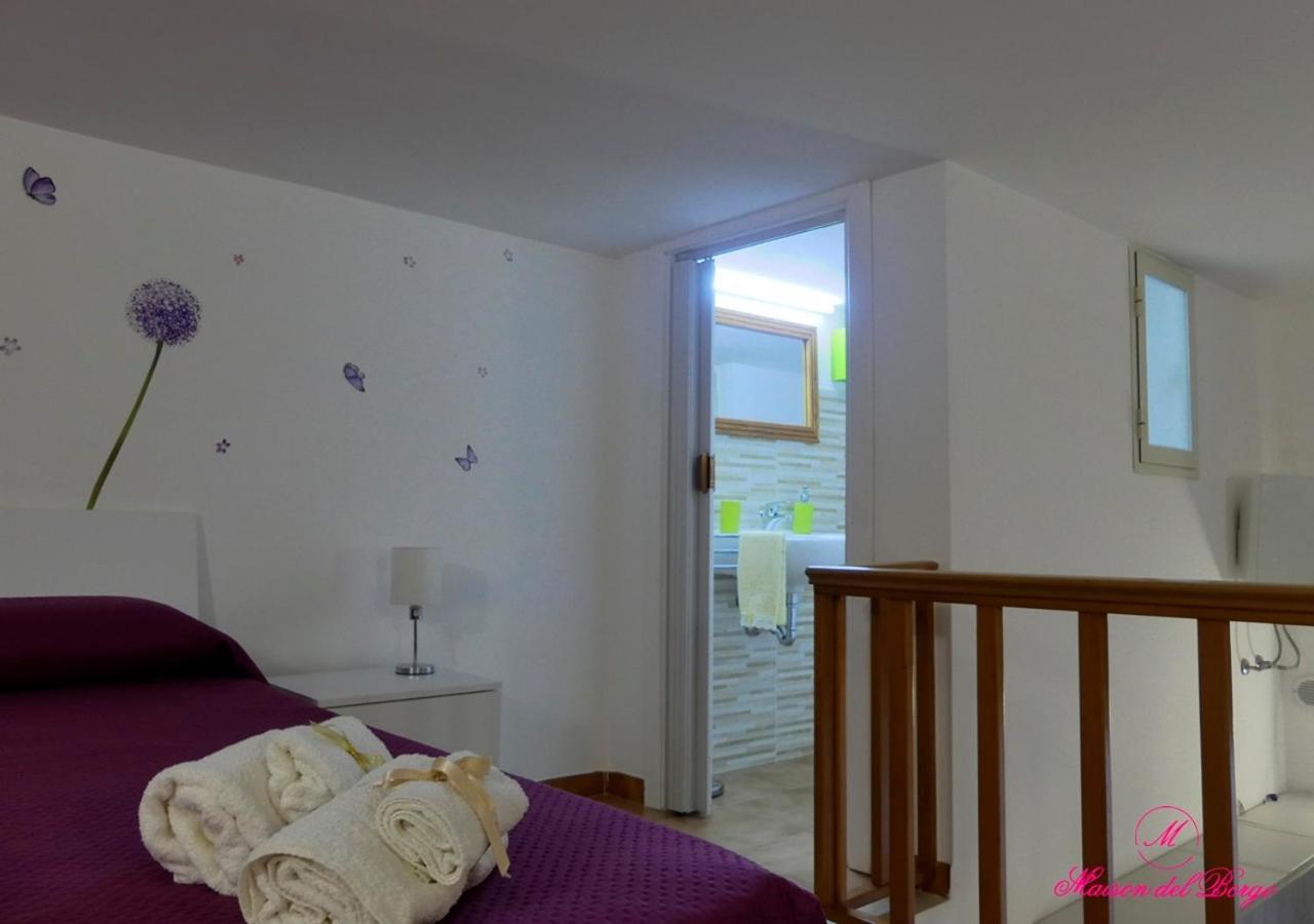 Casa Vacanza Vieste In Centro - Maison Del Borgo ภายนอก รูปภาพ